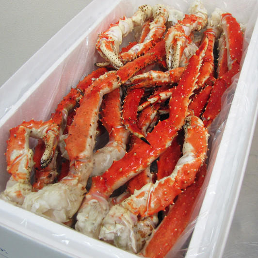 20 lb case of jumbo red king crab legs.