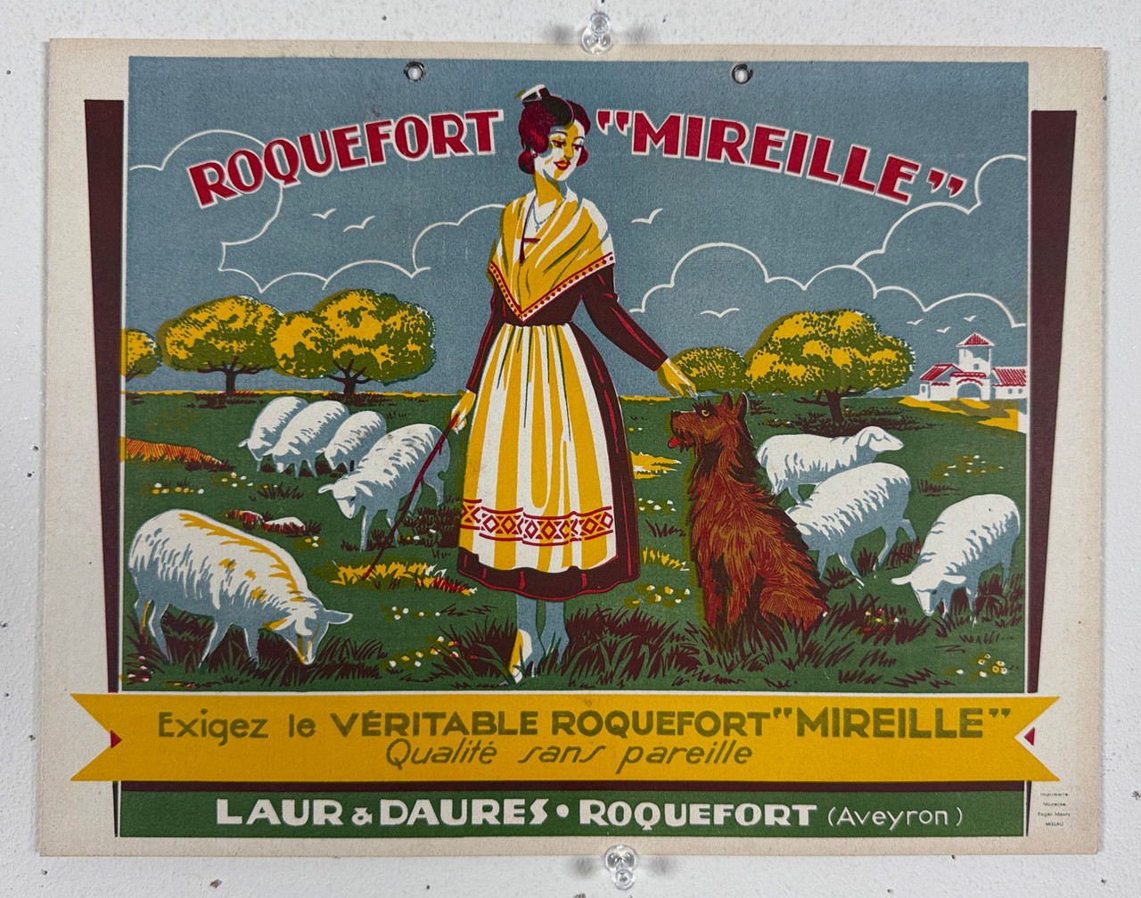 Roquefort Mireille Fromage - Store Display