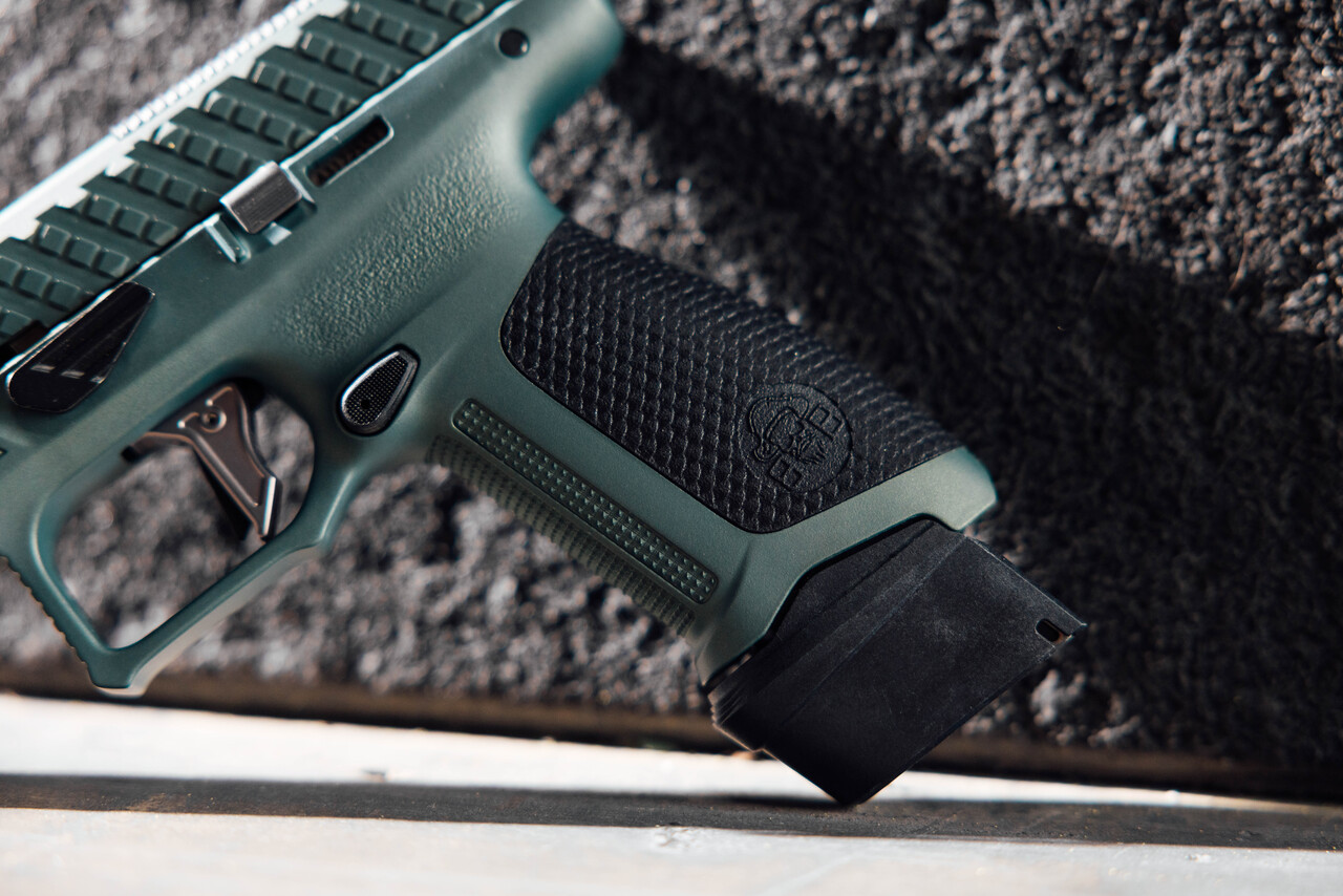 Blackbeard's Customs Beretta APX The Argonaut, Ported, 9MM, 4.25