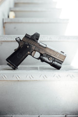Nighthawk Custom Sandhawk Comp w/ 2.5 MOA Trijicon SRO, 9MM, 5.00" Compensated Barrel, 17 Rds, DLC Black 