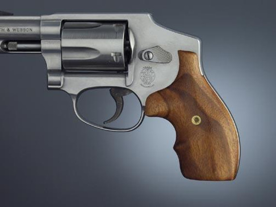 Hogue Grips S&W J Frame Round Butt Goncalo Alves Ultra Compact Bantam Grip, Cobblestone Finish - 743108612507 