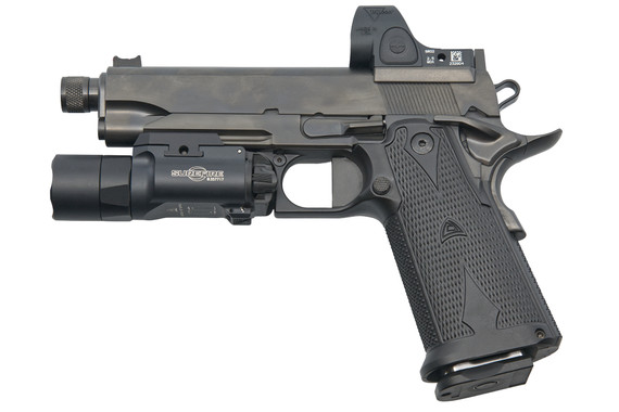 Alchemy Custom Weaponry Quantico HiCap Carry Commander, w/ Trijicon SRO 2.5 MOA & SureFire X300 Turbo B, 9MM, Threaded Barrel, 17 Rds 