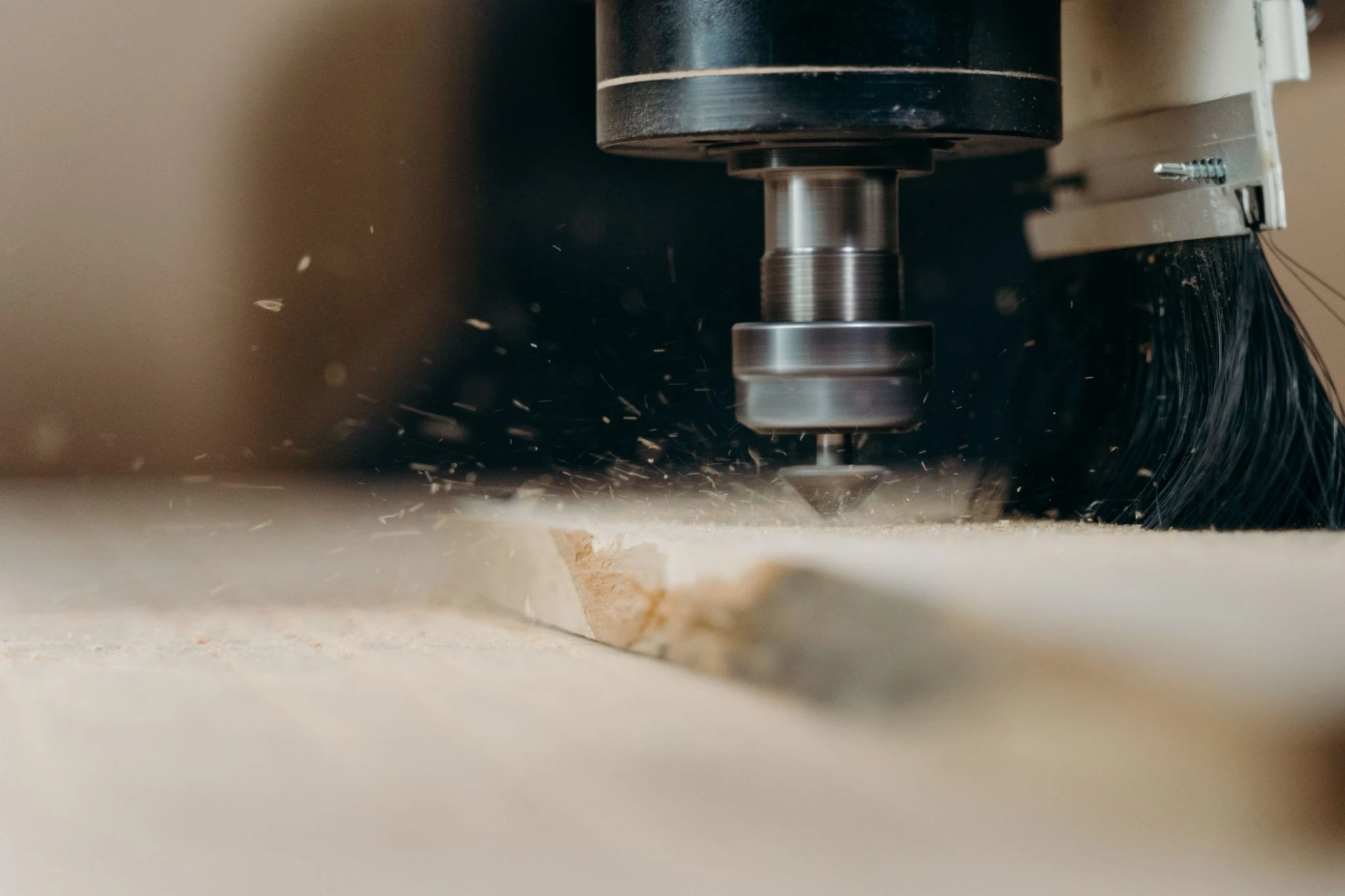 Why Your Joints Get Loose in the Fall: Wood Movement, Humidity and Bit Selection