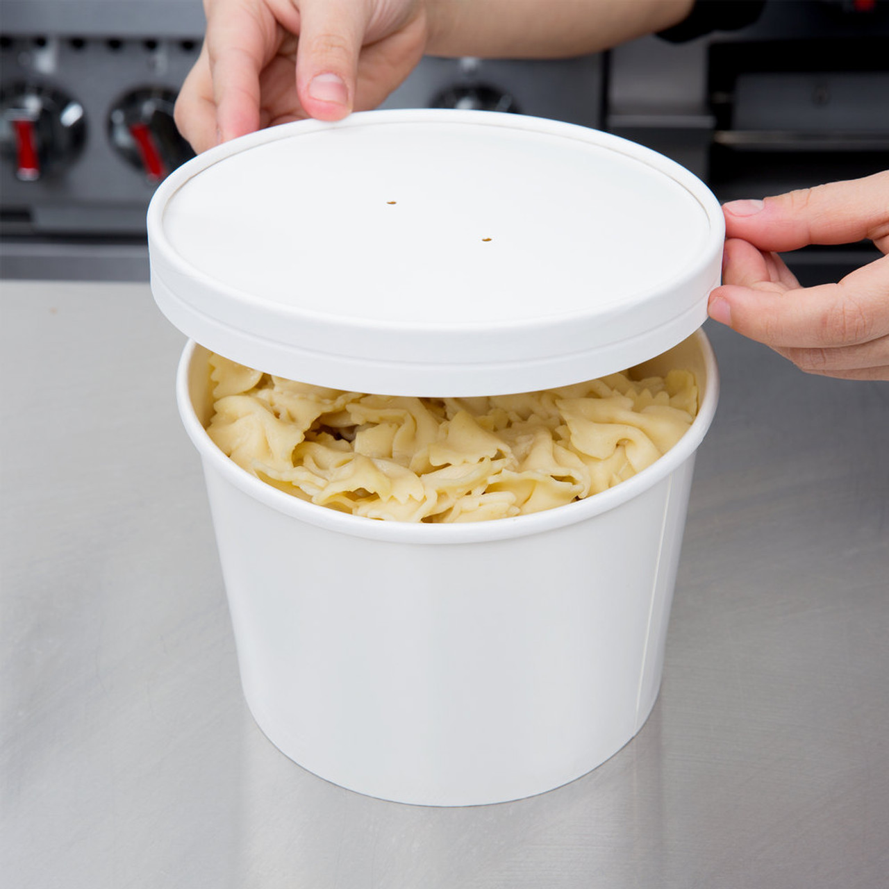 Double Poly-Coated White Paper Soup / Hot Food Cup with Vented Paper Lid - 100/Case- 64 oz. 