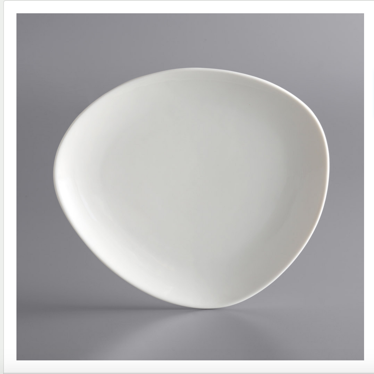 8 1/4" Cream White Organic Coupe Porcelain Plate - 24/Case