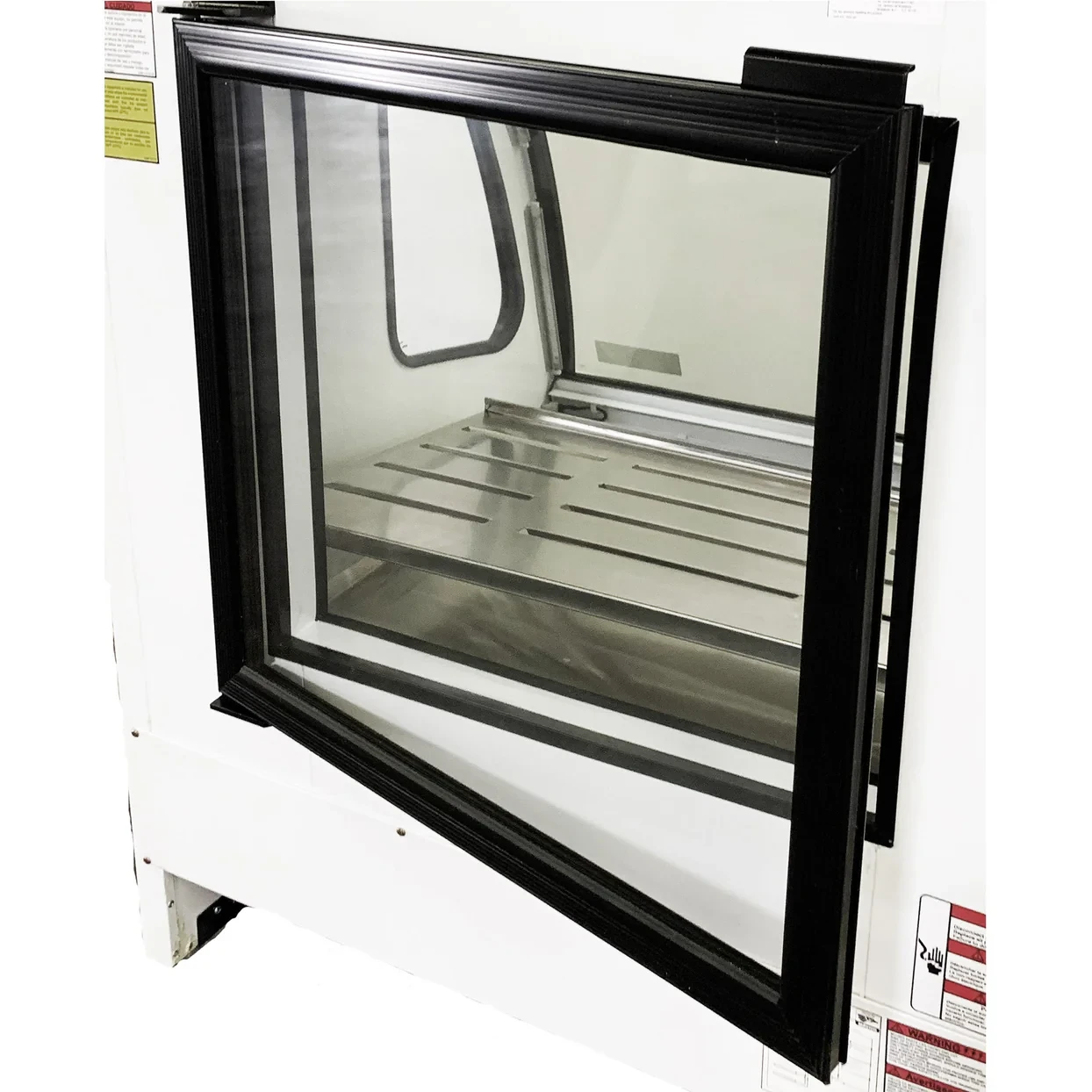 40″ Wide Deli Case
Model: DDC 40

Stainless steel shelves provide a high end, professional look with a smooth surface that is easy to clean.


Gravity Coil Cooling System provides a properly chilled environment without use of forced air fans, promoting longevity of displayed product.


Easy lift front cover allows effortless access to the refrigeration system for routine cleaning and maintenance.


LED lighting contributes to the overall efficiency of the unit, and also provides maximum illumination to interior of the case.