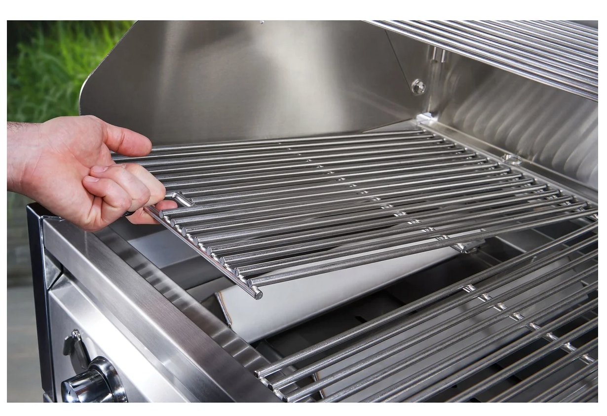 48" Mobile Grill Pkg

This model is a top choice among golf clubs, caterers, social clubs, and professionals in the rental and outdoor catering industry. Designed for serious rotisserie cooking, it offers the option of a heavy-duty rotisserie capable of roasting a large suckling pig to perfection. Pictures shown are for illustration purposes only. Actual product may vary due to product enhancement. Includes dome, 1 removable end shelf, adjustable bun rack, and BBQ cover.