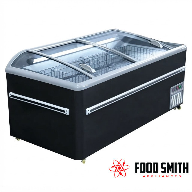 An island freezer is a freestanding, horizontal commercial display unit placed in the middle of retail aisles or open areas for 360-degree customer access. Units range from 58 to 148 inches wide and maintain temperatures between -22°C and -18°C