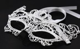 White Lace Mask