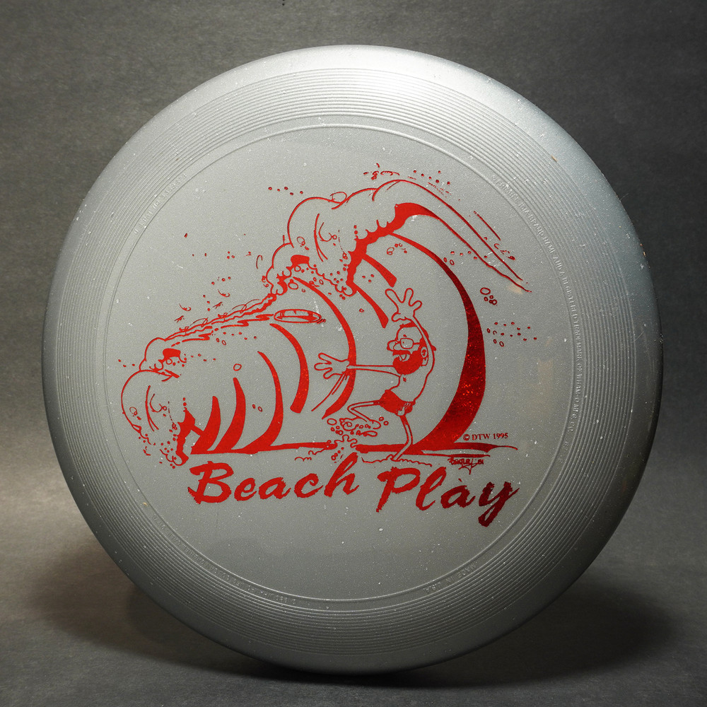 Wham-O World Class Frisbee 82 E w/ Beach Play