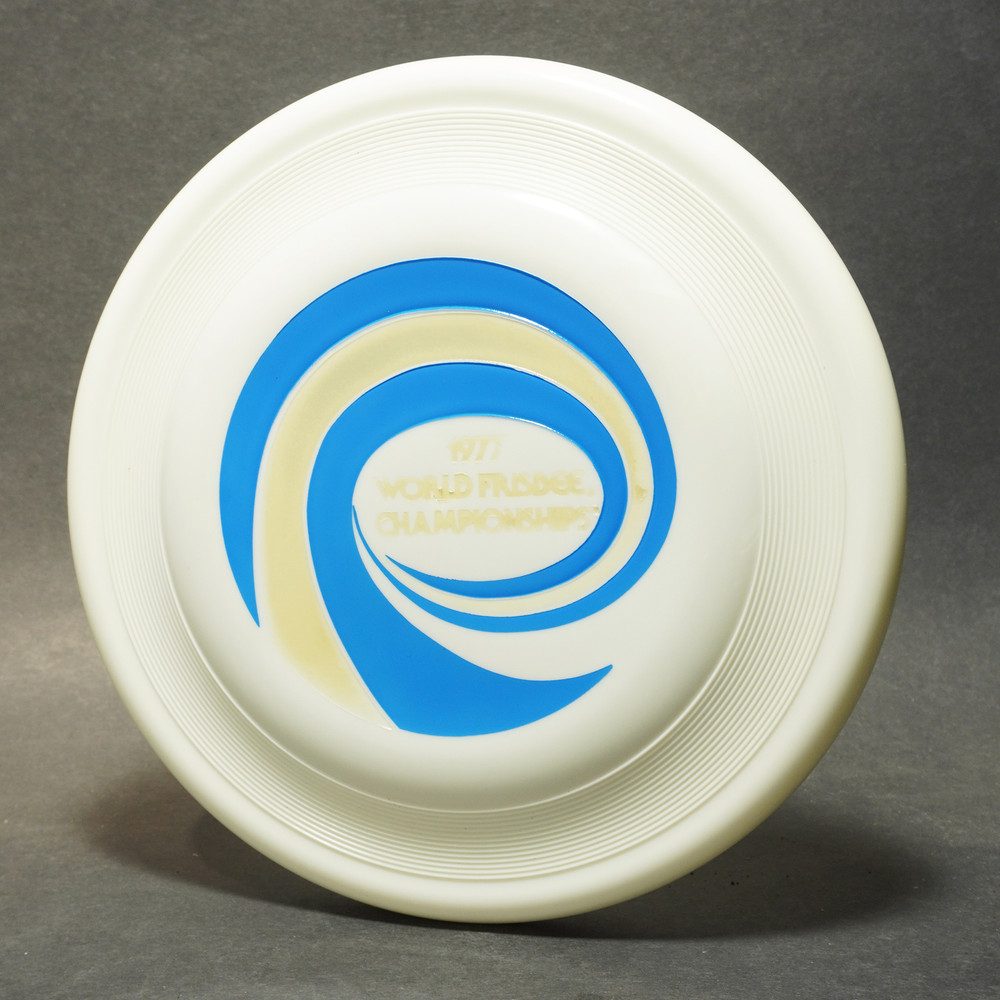 Wham-O Fastback Frisbee FB18 1977 WFC