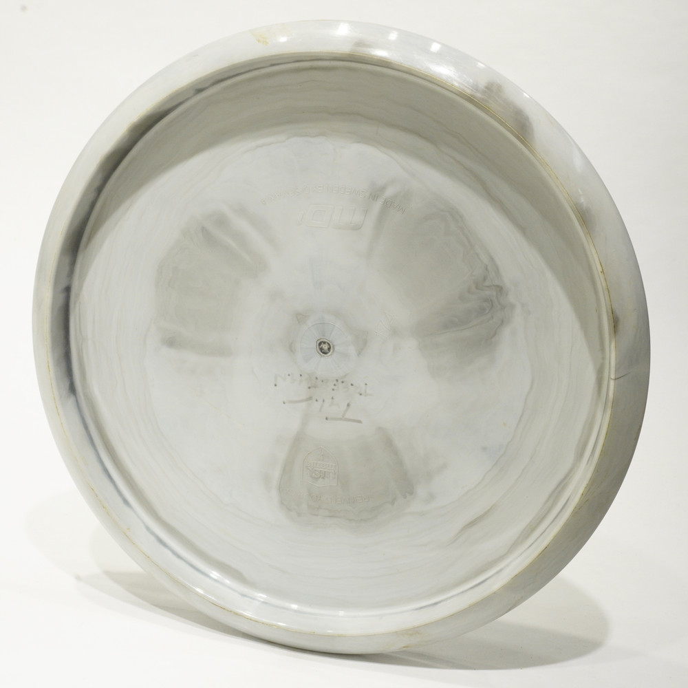 Discmania S-Line MD1 w/ Shield Wings Stamp