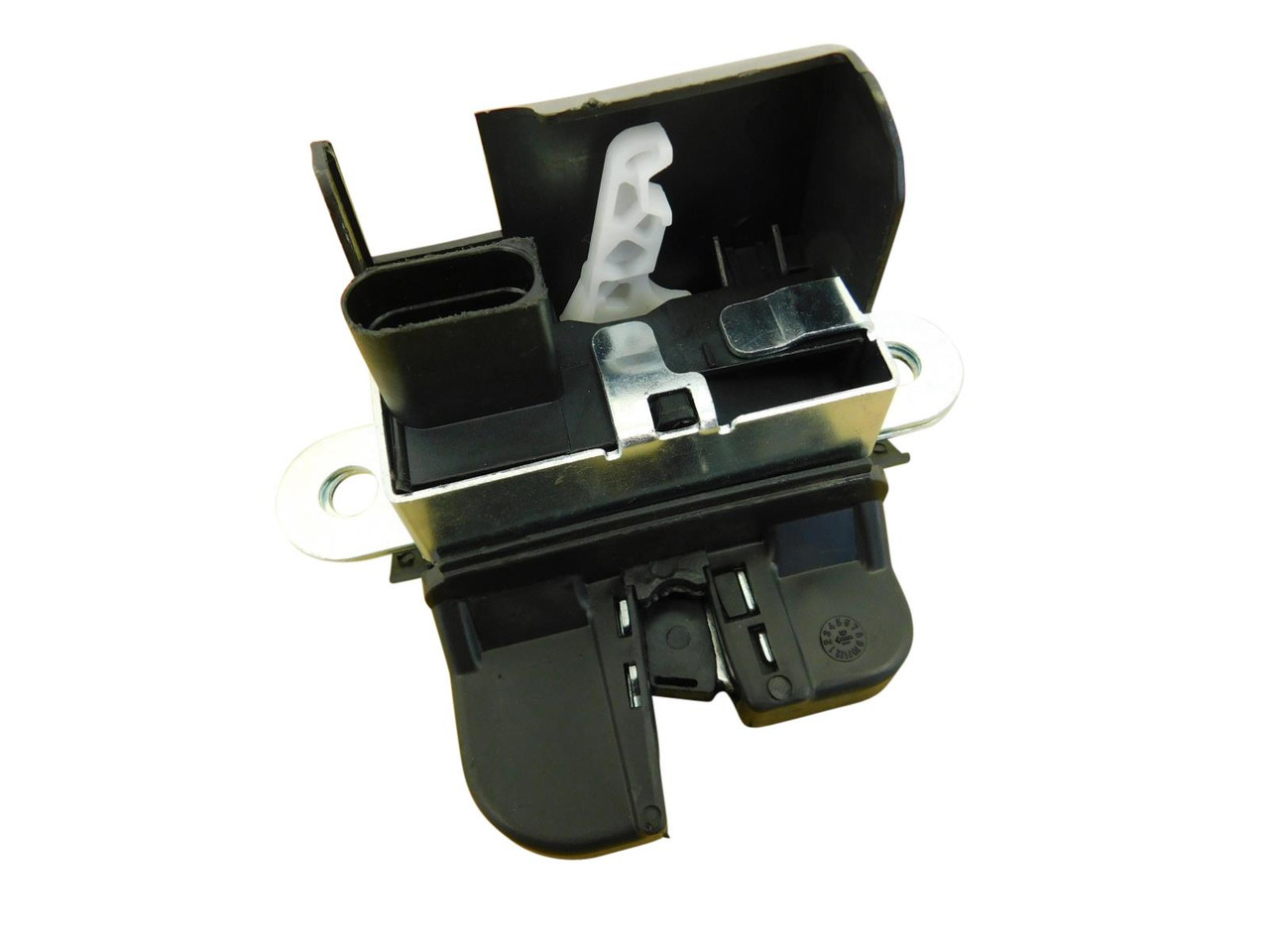 VW Golf MK5 Boot Lock