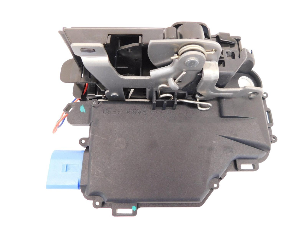 Polo MK4 Door Latch