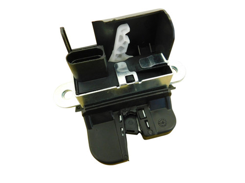 VW Passat B7 Boot Lock