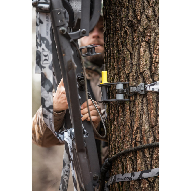 Hawk Cruzr Hang On Stand