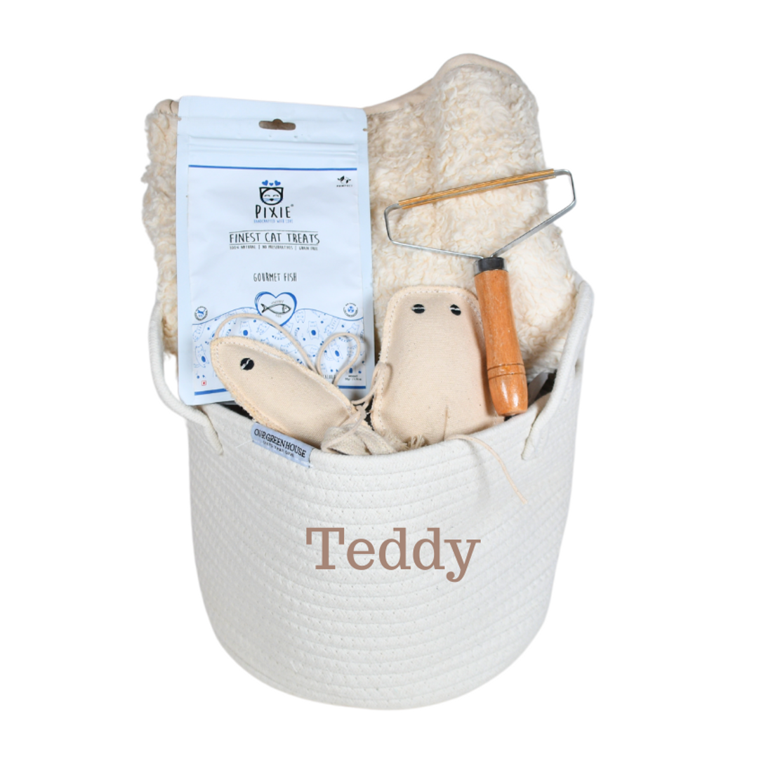 cat gift basket