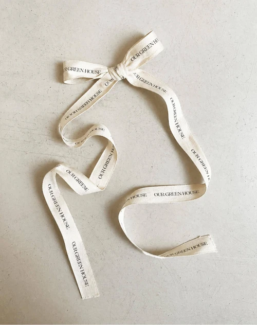 Ribbon detail