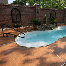 Saftron CBRTD-354-B 54" x 32" Beige 3-Bend Cross-Braced Return-to-Deck Slope in Water Handrail