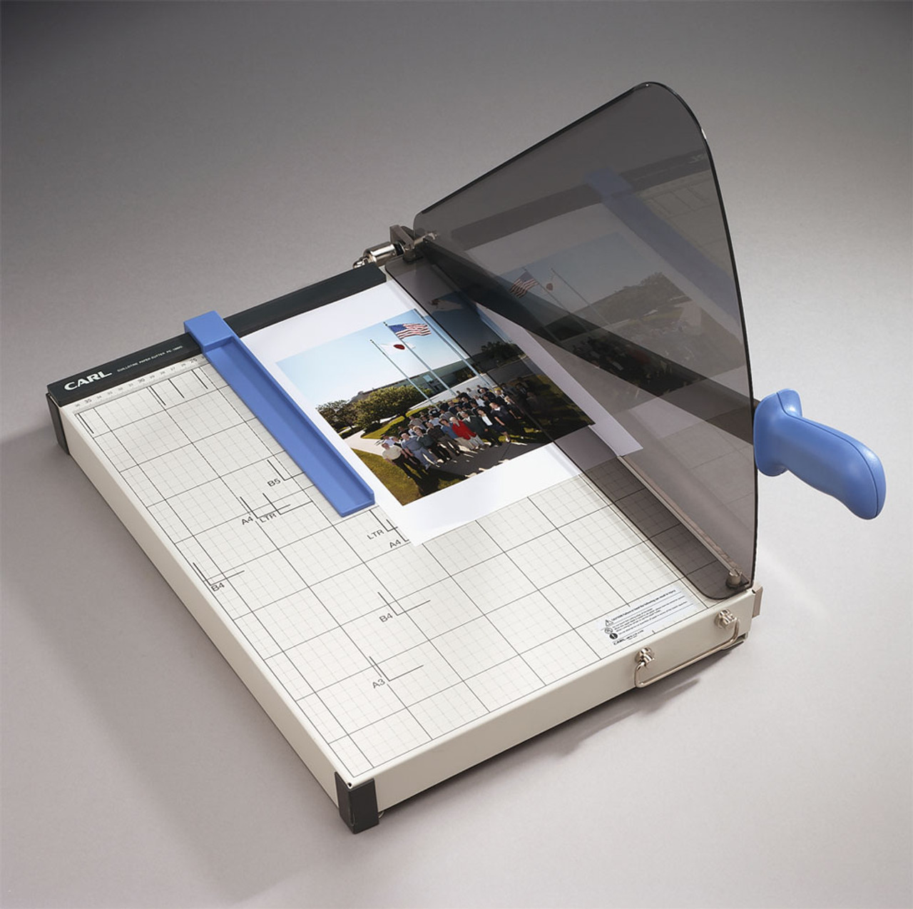 Trimmer or Guillotine Paper Cutter: Which Do You Need?