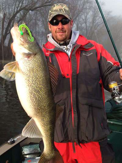 Ring Worms for Walleye Fishing 