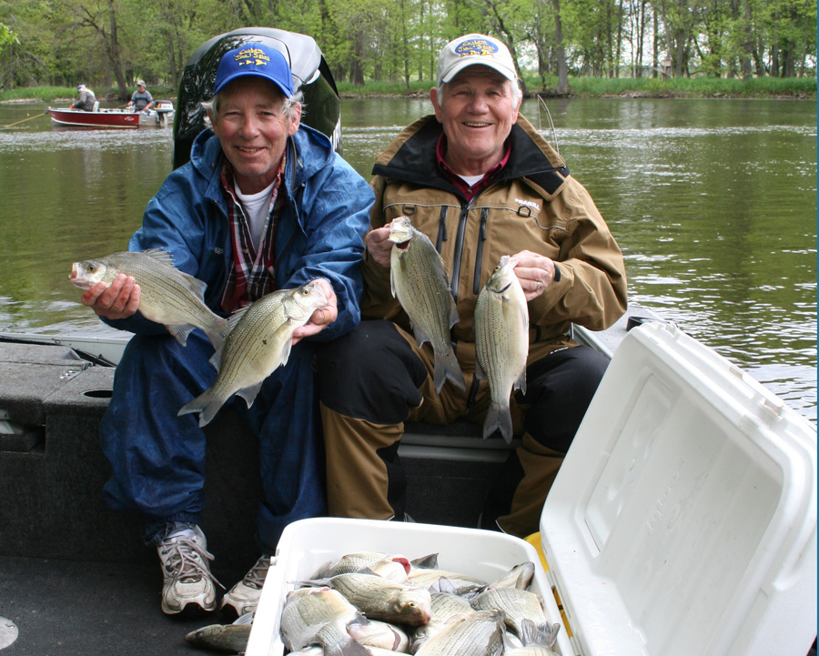 How To Tie A Double Rig For Crappie Fishing - Lake Gadgets