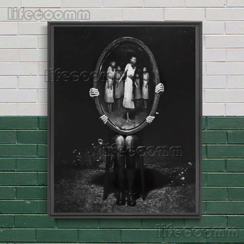 Girls through the mirror, darkly