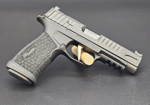 Sig Sauer P365 Fuse 9MM - Right Side