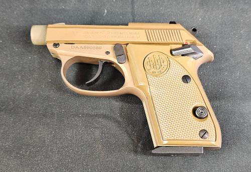 Beretta 3032 Tomcat .32 Auto - Left Side
