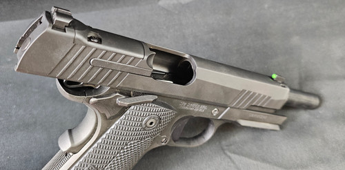 Sig Sauer 1911-X .45ACP - Action