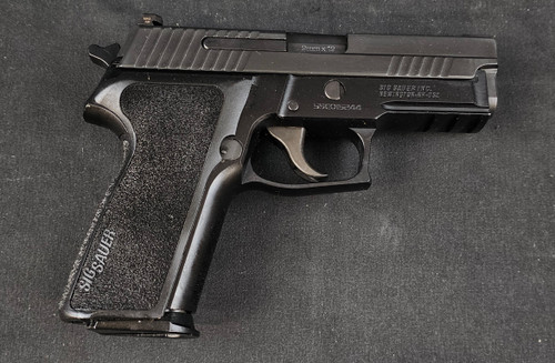 Sig Sauer P229 - Right Side