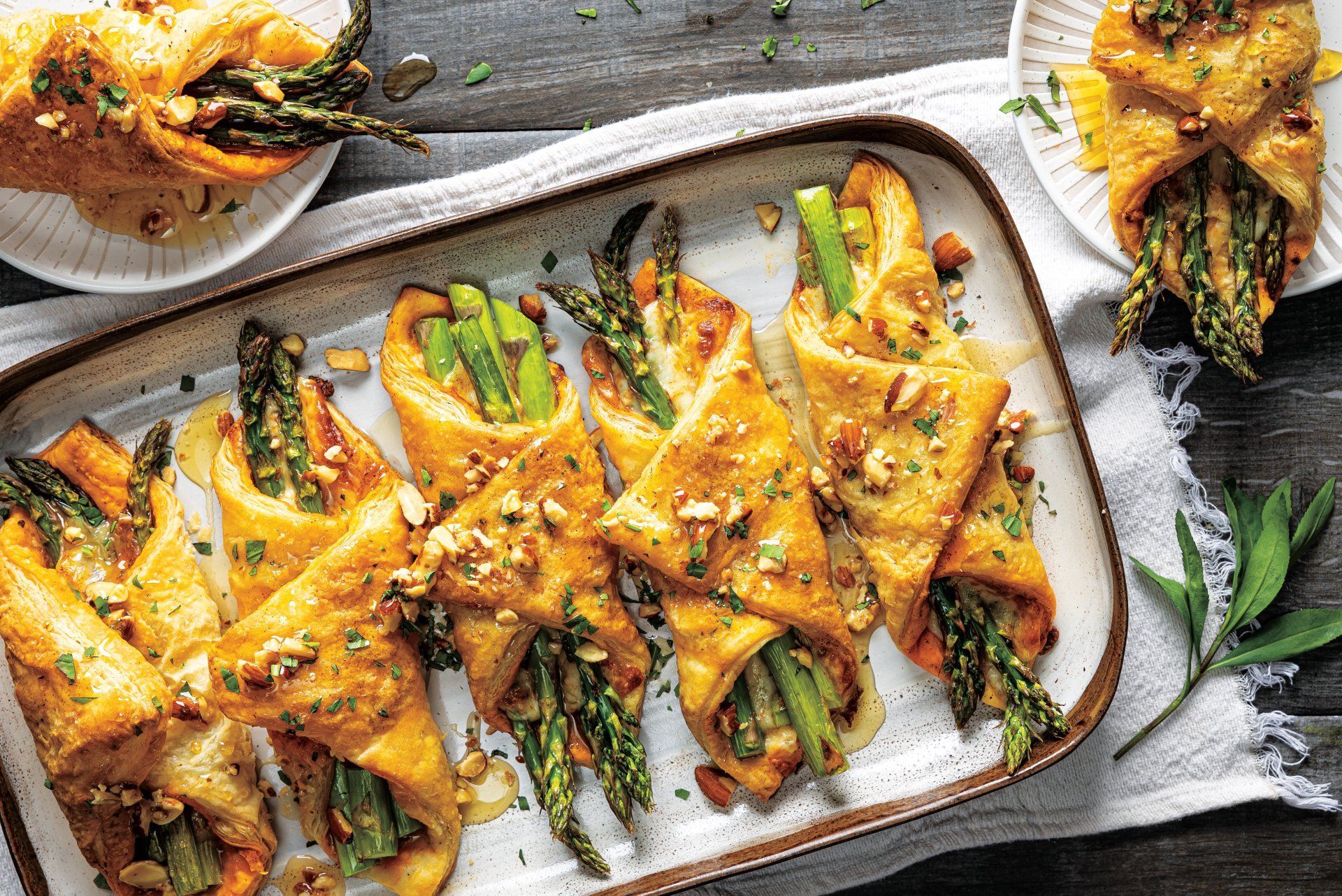 Smoky Puff Pastry Asparagus Bundles