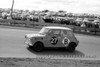 64778 -  Mike Martin & John Prisk, Armstrong 500, Bathurst 1964, Morris Cooper