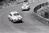 D. Frazer, Renault Dauphine - Catalina Park Katoomba - 8th November 1964 - Code 64-C81164- 68