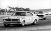 70124 - Norm Beechey Holden Monaro / Ian  Pete  Geoghegan Mustang - Calder 1970