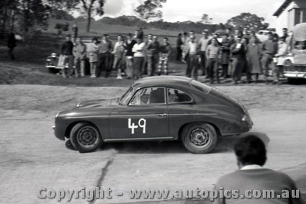 60906 - H. Firth Porsche - Templestowe Hill Climb 25th September 1960 - Photographer Peter D Abbs