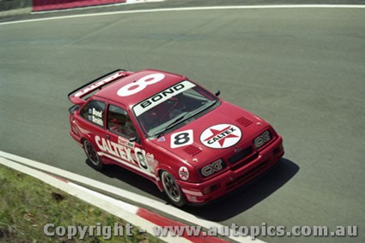 92729  - Colin Bond / John Smith - Ford Sierra RS500  -  Bathurst 1992 - Photographer Lance Ruting