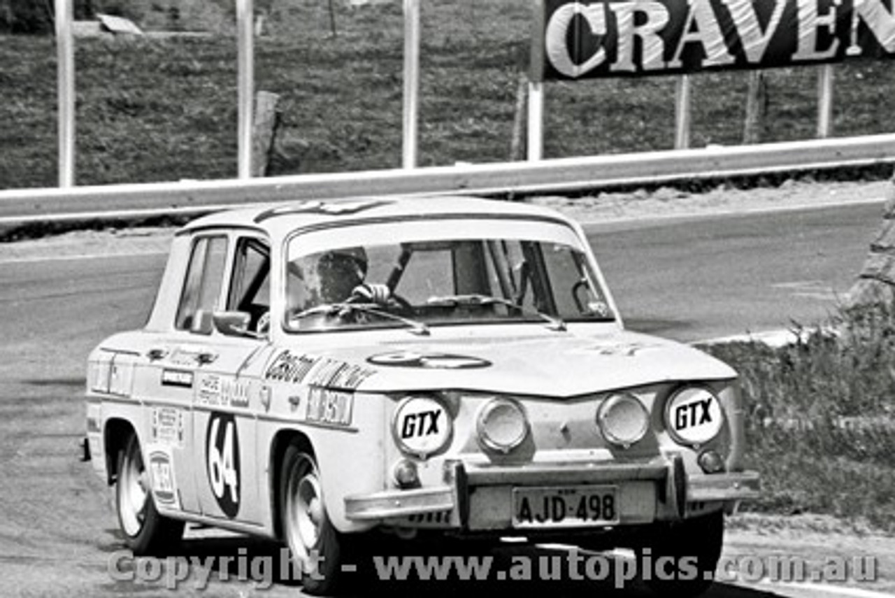 73751 - D. Frazer / B. Edgerton - Renault Gordini - Bathurst 1973- Photographer Lance J Ruting