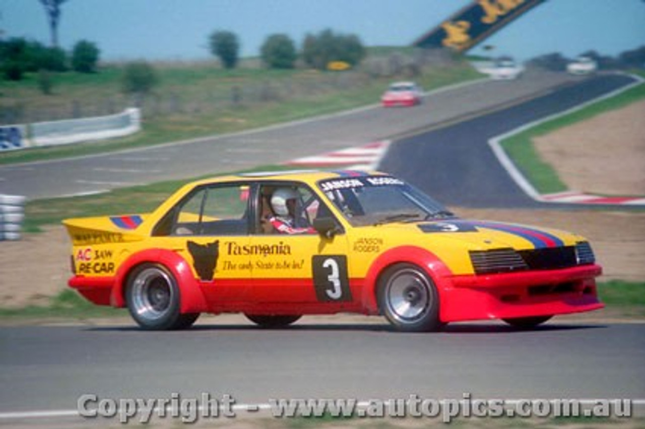 84819 - P. Janson / G. Rogers Holden Commodore VH -  Bathurst 1984 - Photographer Lance Ruting