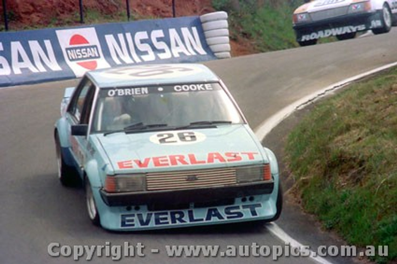 84874 - B. O'Brien / G. Cooke  - Ford Falcon XD -  Bathurst 1984 - Photographer Lance Ruting