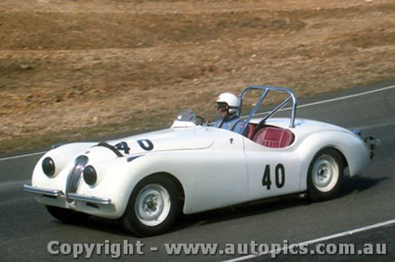 84425 - Mal Biddlecombe Jaguar XK120  -  Amaroo 11th August 1984 - Photographer Lance J Ruting