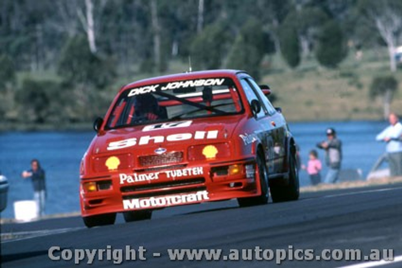 88070  - Dick Johnson  Ford Sierra RS500 - Lakeside 1988 - Photographer Ray Simpson