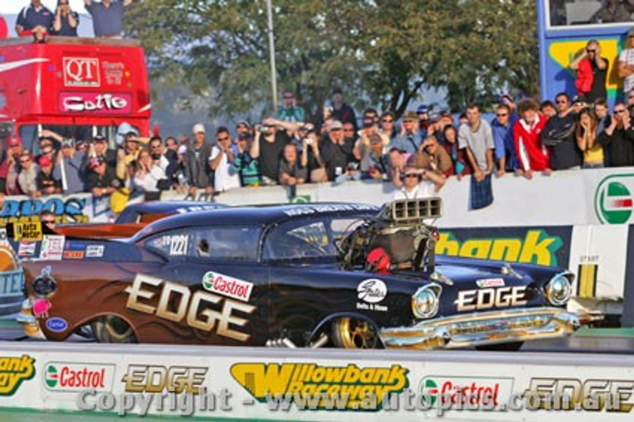 206902 - Victor Bray - Chev - Winter Nats Willowbank Raceway 2006 - Photographer Marshall Cass