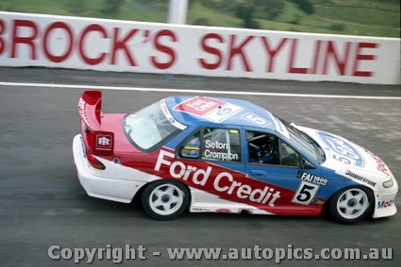 98731 - G. SETON / N. CROMPTON - Ford Falcon EL - Bathurst 1998 - Photographer Marshall Cass