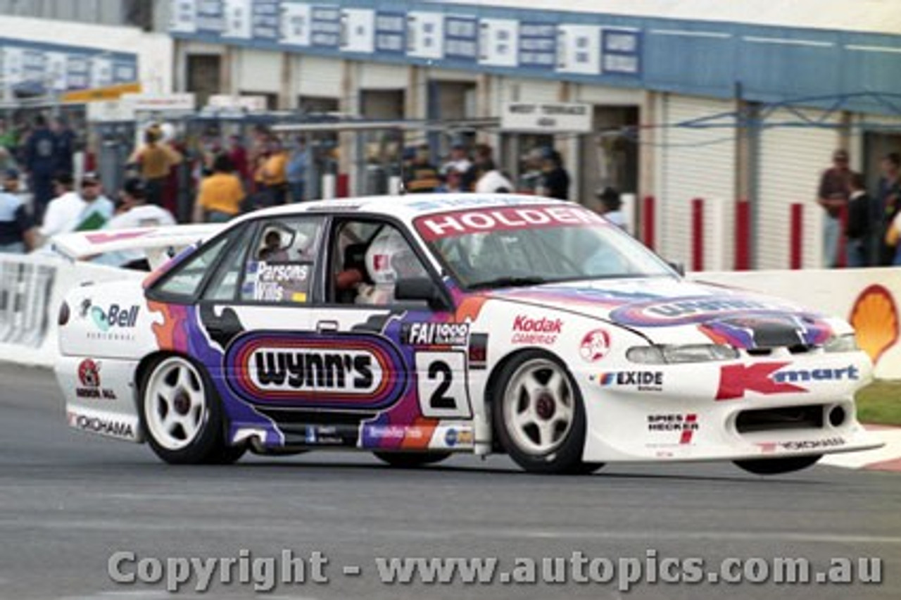 98802 - D. PARSONS / S. WILLS /  D. HOSSACK - Commodore VS - Bathurst 1998 - Photographer Marshall Cass