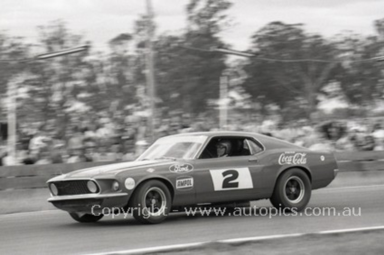 69136 - Allan Moffat, Ford Mustang - First Race at Oran Park 18th May 1969 - Photographer Lance J Ruting