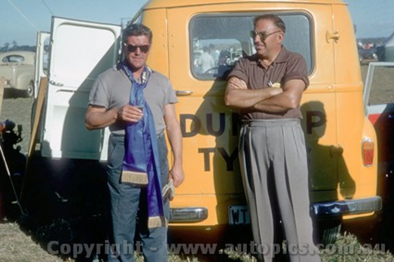 59525 - Stan Jones - Enjoying a beer after winning the Australian Grand Prix, Longford 1959 - Photographer Peter DAbbs