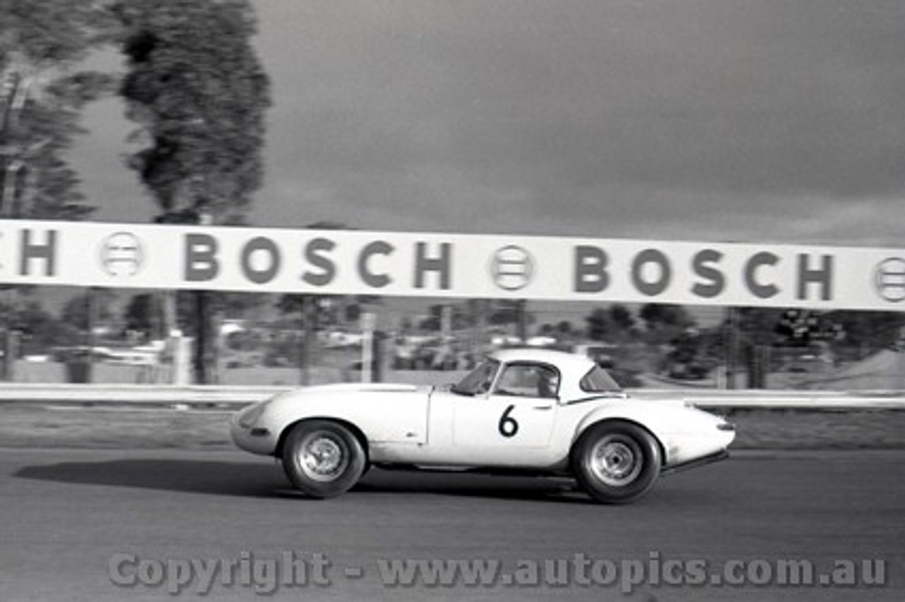 66472  - Spencer Martin Driving Bob Jane's E Type Jaguar - Sandown  1966 - Photographer Peter D'Abbs