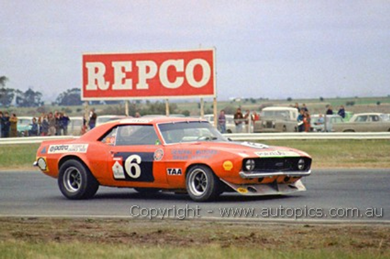 72265 - Dennis Marwood - Chev Camaro - Calder 1972 - Photographer Peter D'Abbs
