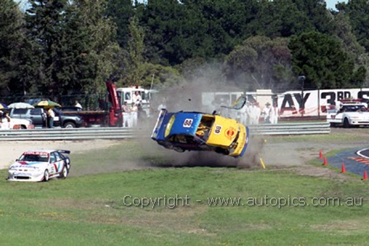 98206 - Don Pulver, Holden Commodore VP - Sandown 1998 - Photographer Marshall Cass